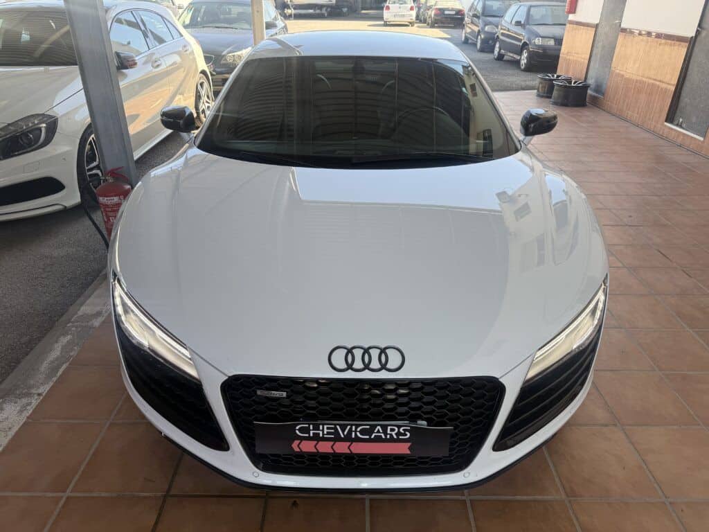 Audi R8 visto desde arriba, en exposición en Chevicars