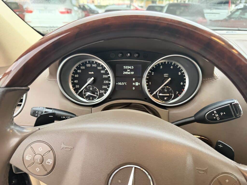 Cuadro de instrumentos Mercedes-Benz GL 2012 segunda mano