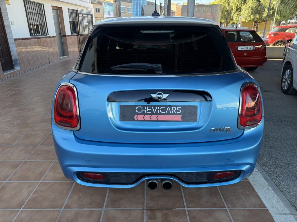 Mini Cooper S azul vista trasera