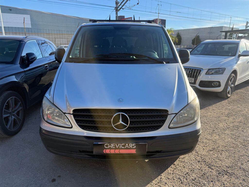 Mercedes Vito segunda mano Chevicars vista frontal centrada