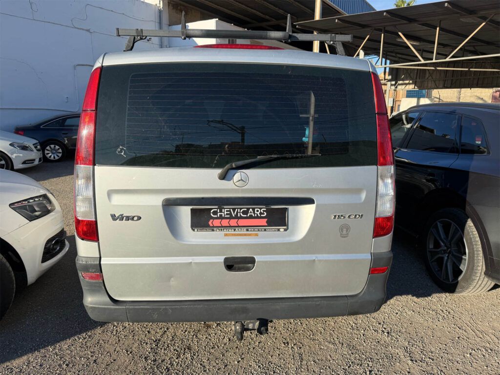 Mercedes Vito segunda mano Chevicars vista trasera